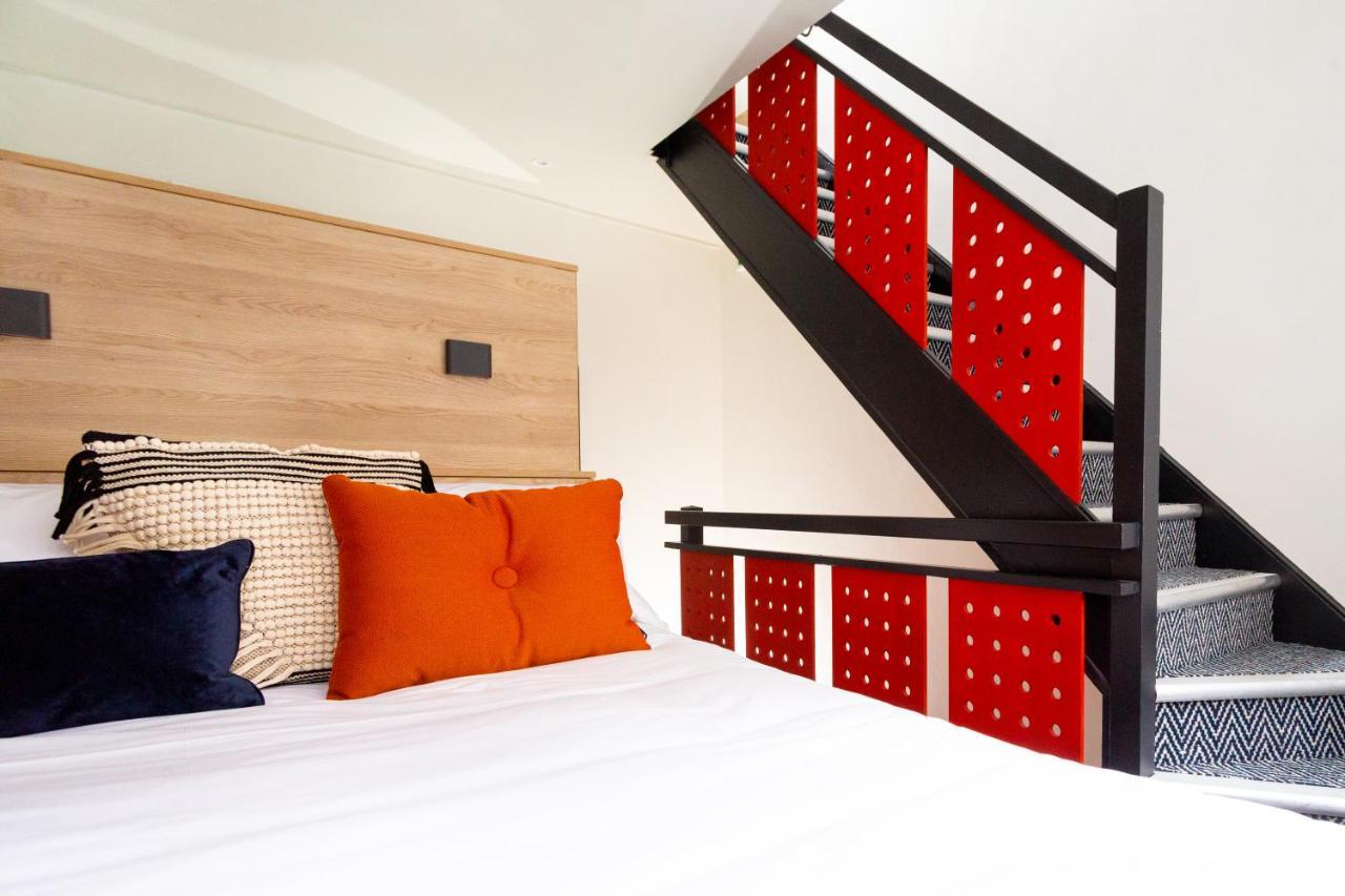 The Snug Townhouse Hotel